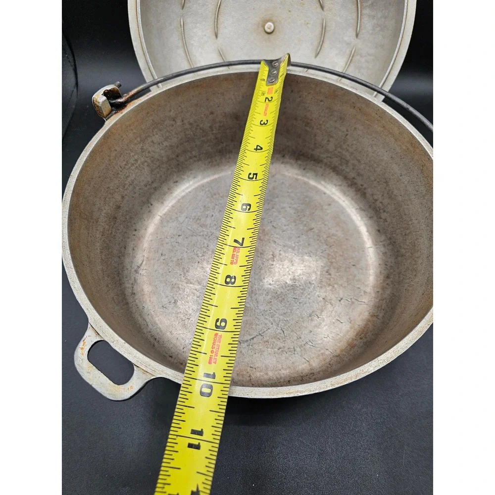Vintage Club Hammercraft Cast Aluminum Dutch Oven 10in Pot with Lid Bail Handle